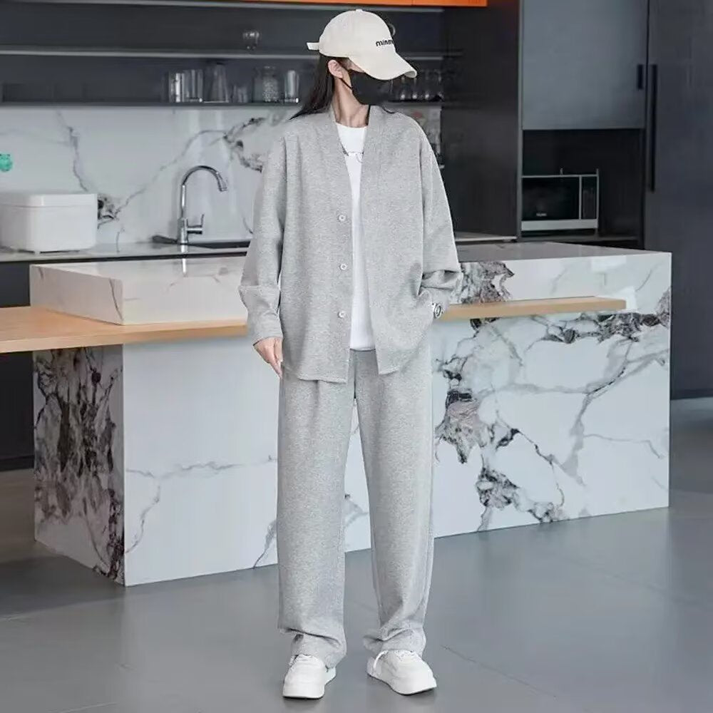Casual sportswear for men and women