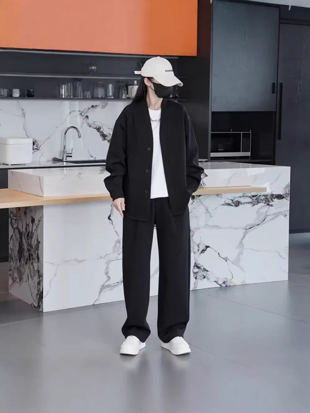 Casual sportswear for men and women